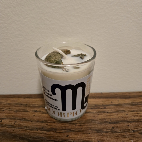 Scorpio Zodiac Candle - Picture 2 of 2
